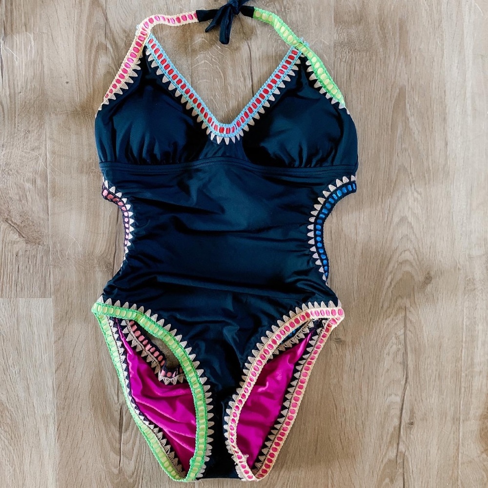 Colorful one piece!